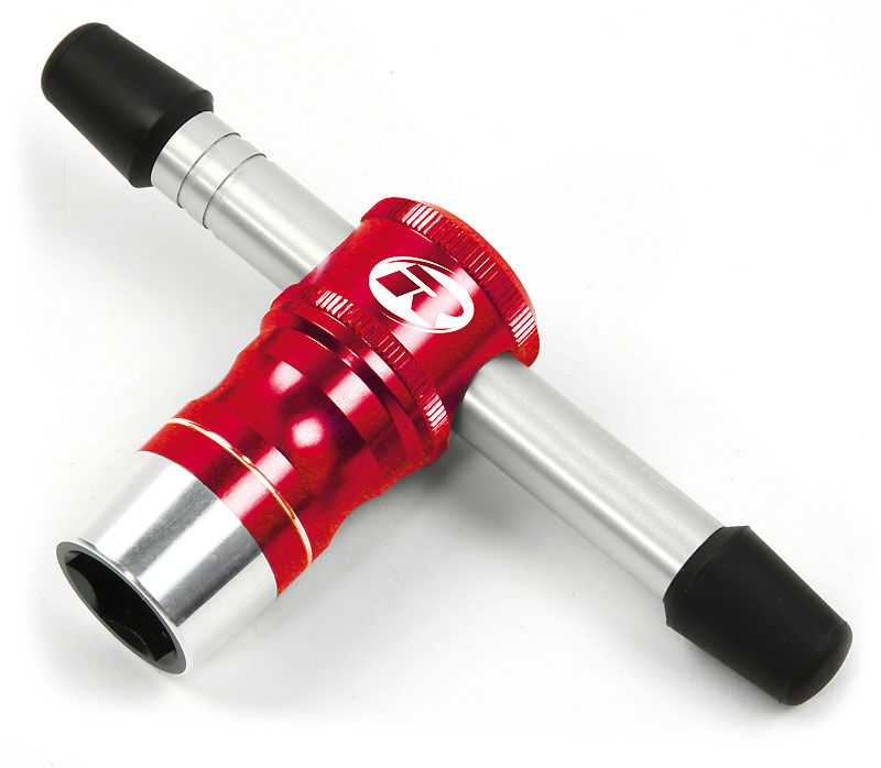 Robitronic - Stecknußschlüssel Aluminium 17mm Rot (R06200R)