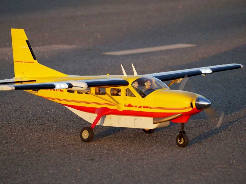 VQ Model - Cessna 208 Grand Caravan (gelb) - 1650mm