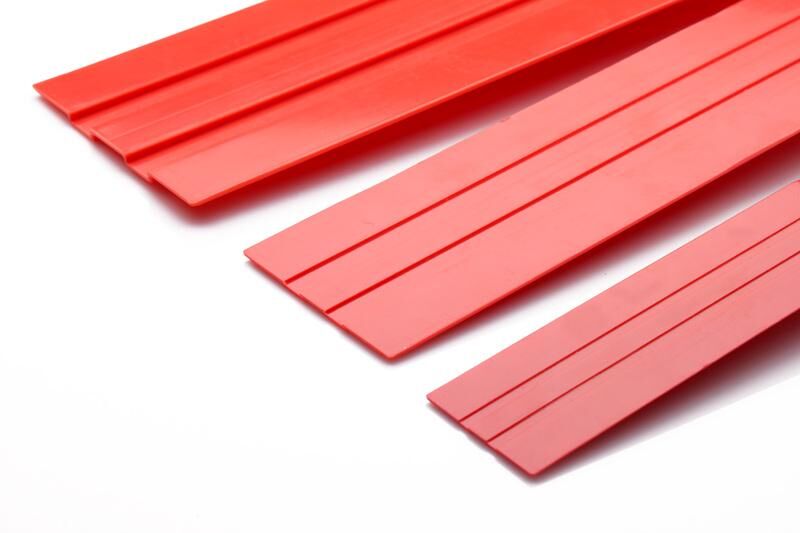 Ski red M till 2000g