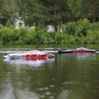 Blackjack 42 Zoll Brushless 8S Catamaran weiß/rot RTR