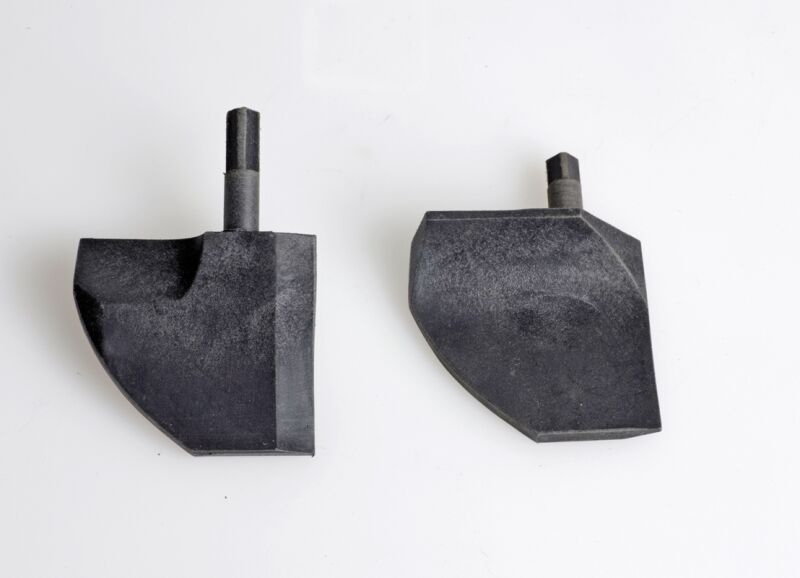 Graupner - Steuerflächen (rechts/links)