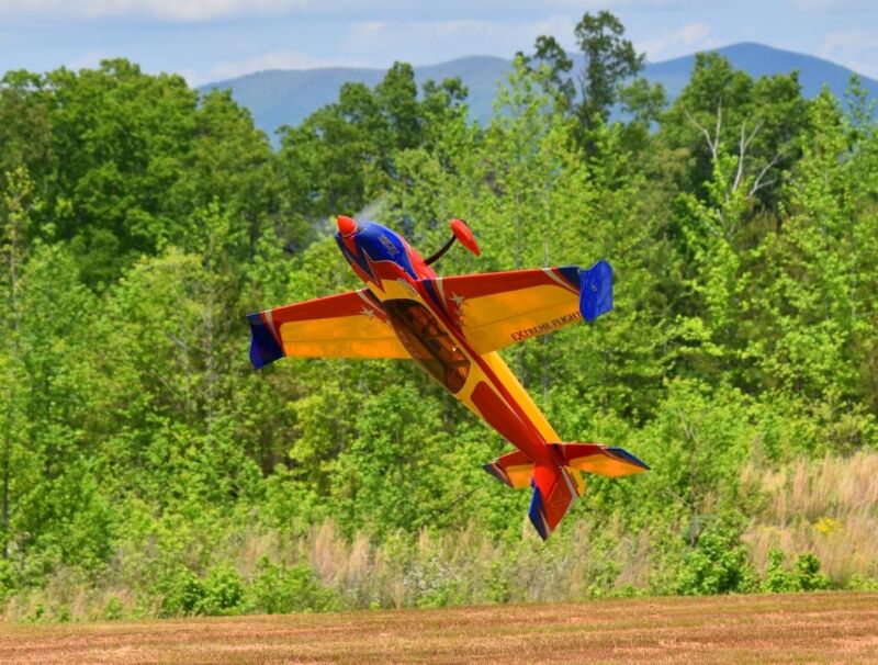 ExtremeFlight - 48" Extra 300 EXP V2 - red/blue/yellow - 1210mm
