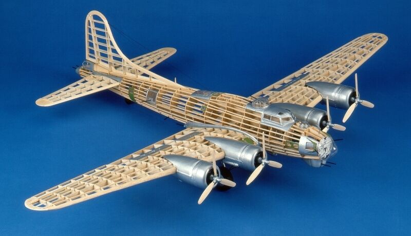 Guillow - B-17G Flying Fortress 1:28 (1149mm) (4SH2002)