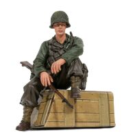 TORRO - 1/16 Figur U.S. Private 1th Class Sitzend...