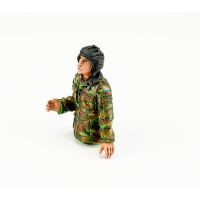 TORRO - 1/16 Halbfigur Panzerkommandant T-90 (TOR285138)