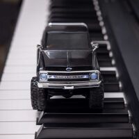 SCX30 Chevrolet K10 4X4 RTR Rock Crawler schwarz - 1:30