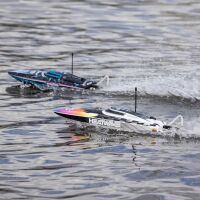 Pro Boat - Recoil 2 18 Self-Righting Brushless Deep-V RTR (PRB08053)