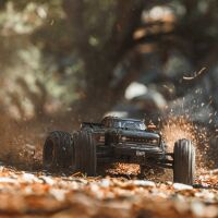 Arrma - 1/10 OUTCAST 4S 4X4 RTR Brushless Stunt Truck (ARA4410V2)