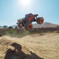 Arrma - 1/16 QUAKE GROM 4X4 RTR Brushed Monster Truck (Battery & Charger Included) Red (ARA2137T1)
