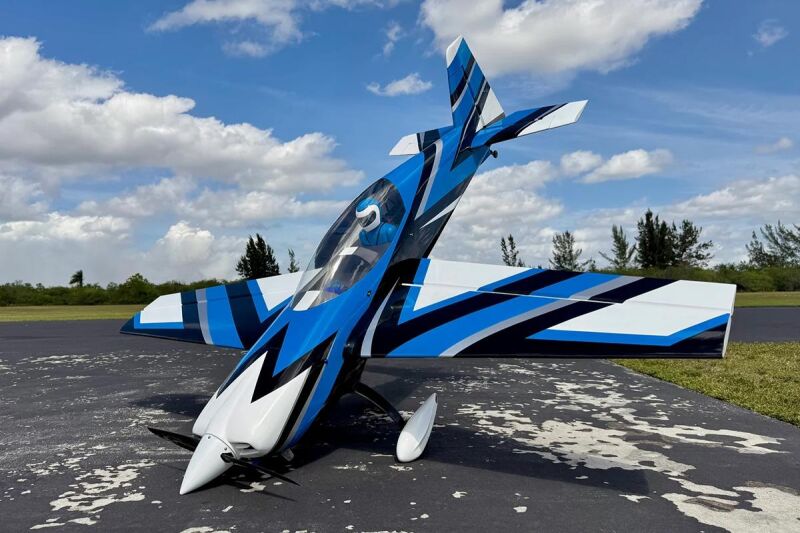 ExtremeFlight - 104" Extra NG V3 – Blau/Weiß 2,64 m (EFA412V3BW)
