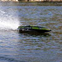 Sonicwake 36 V3 Self-Righting V-Hull Boat RTR Black